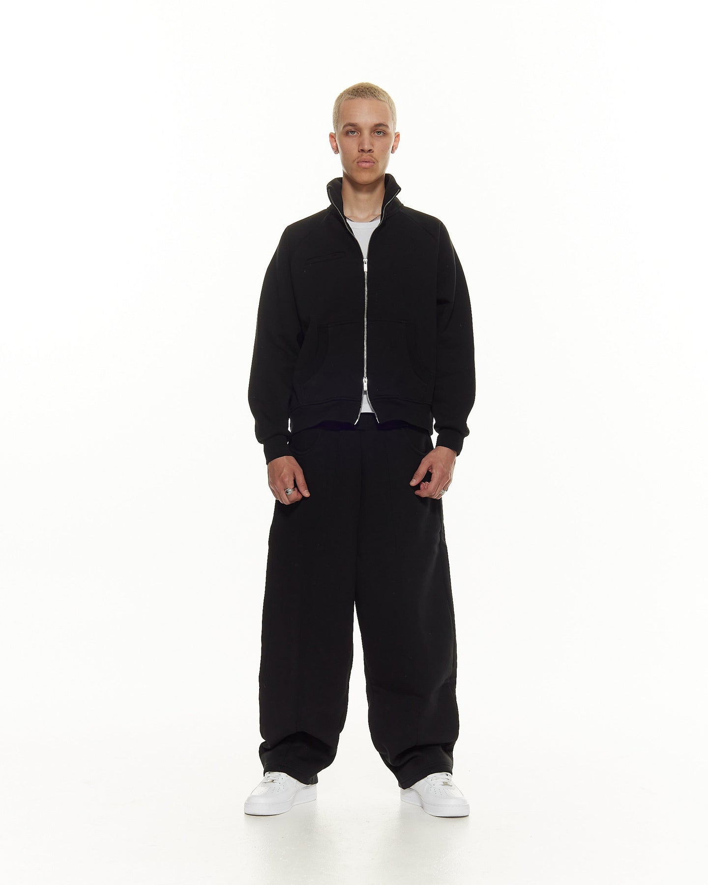 COZY TRACK JACKET – BLACK